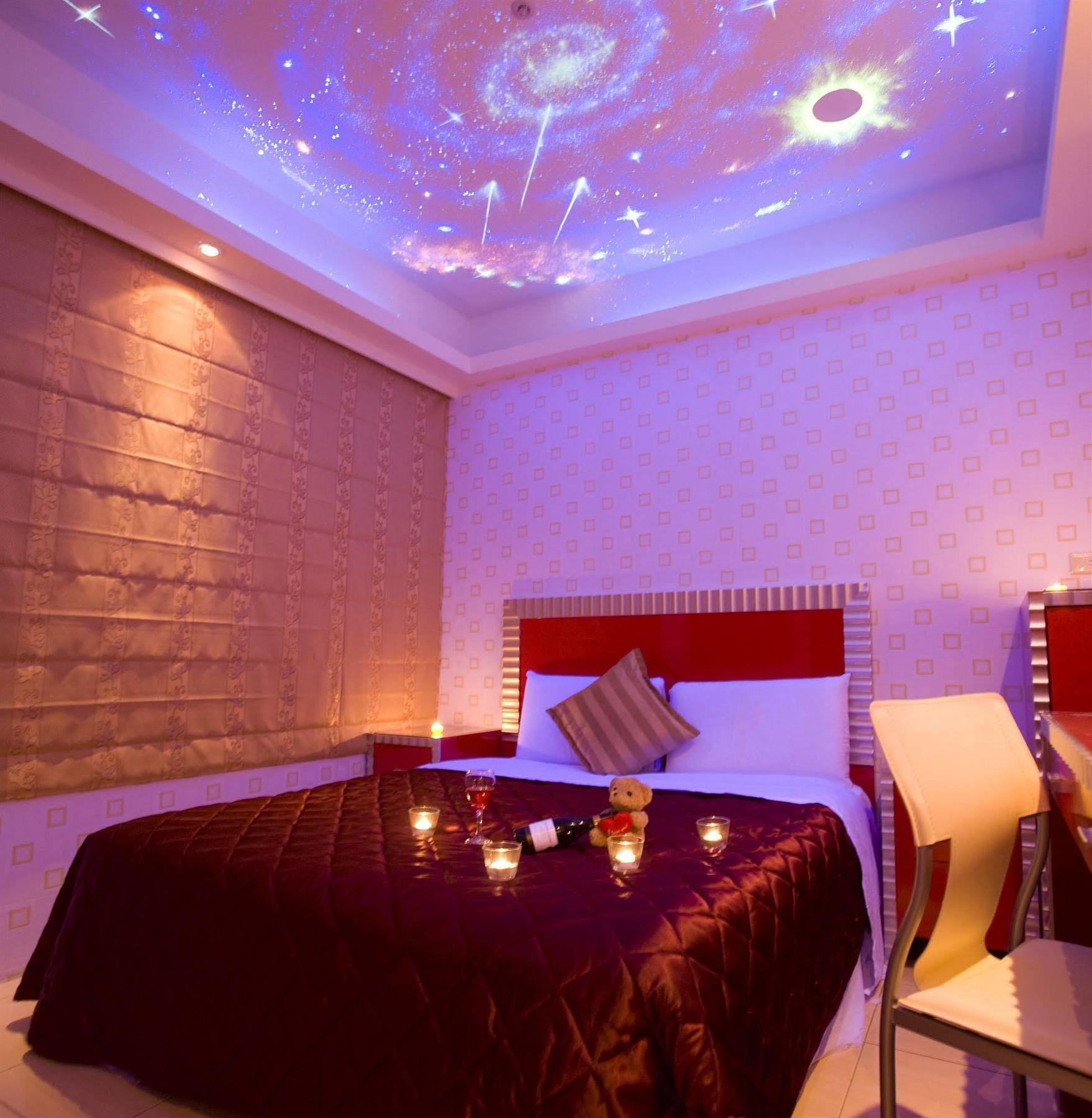 Happy Hotel Тайпей Екстериор снимка